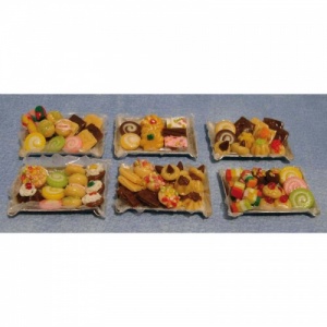 Streets Ahead Assorted Cakes on Trays - Pack of 6 - D1600